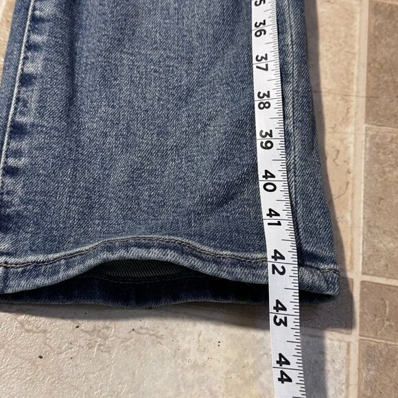 Judy Blue Straight Fit Jeans Distressed Medium Wash Stretch Size 13/31 - Picture 6 of 15